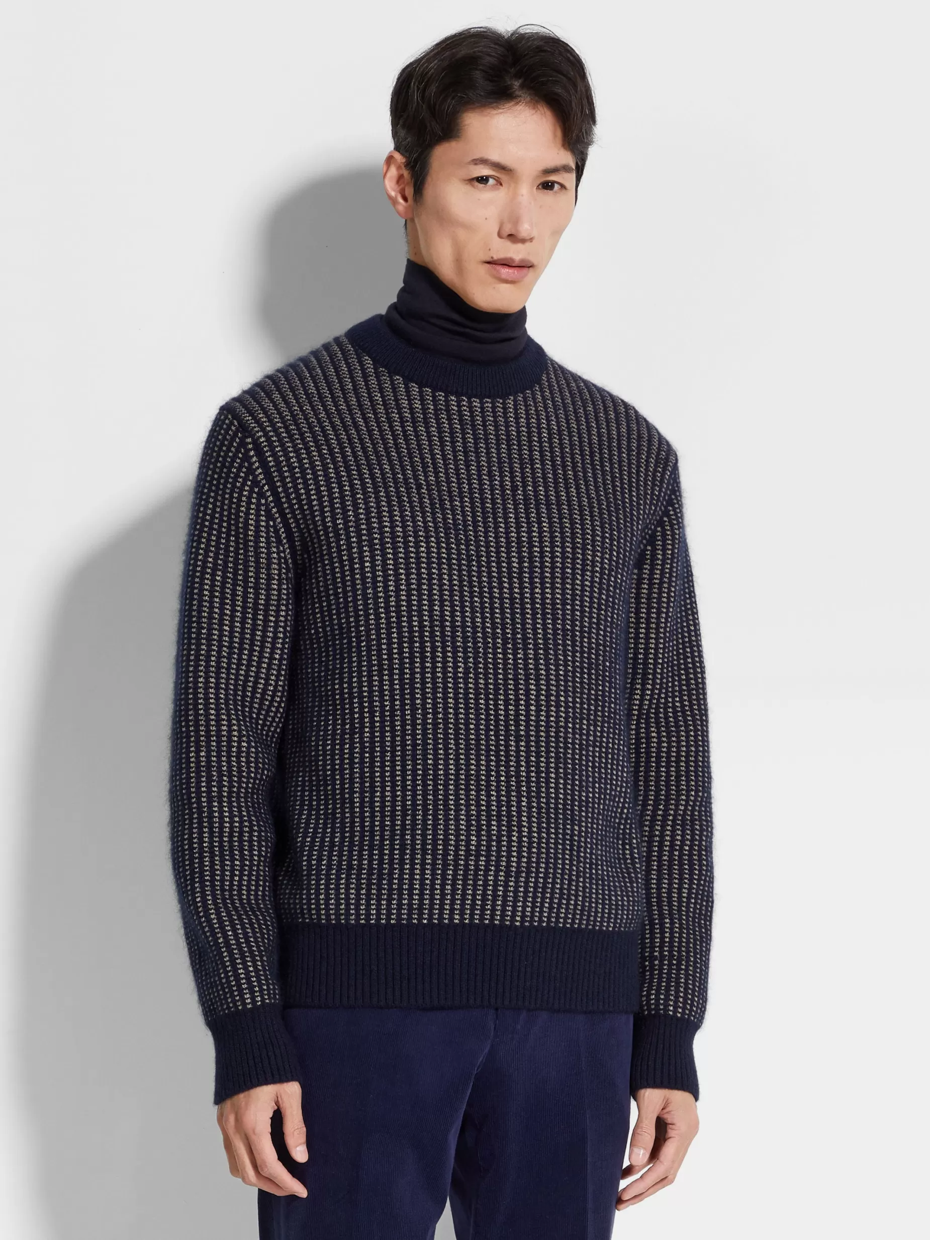 Haut Ras du Cou Bleu Encre et Taupe Clair en Cachemire, Mohair et Soie<ZEGNA Fashion