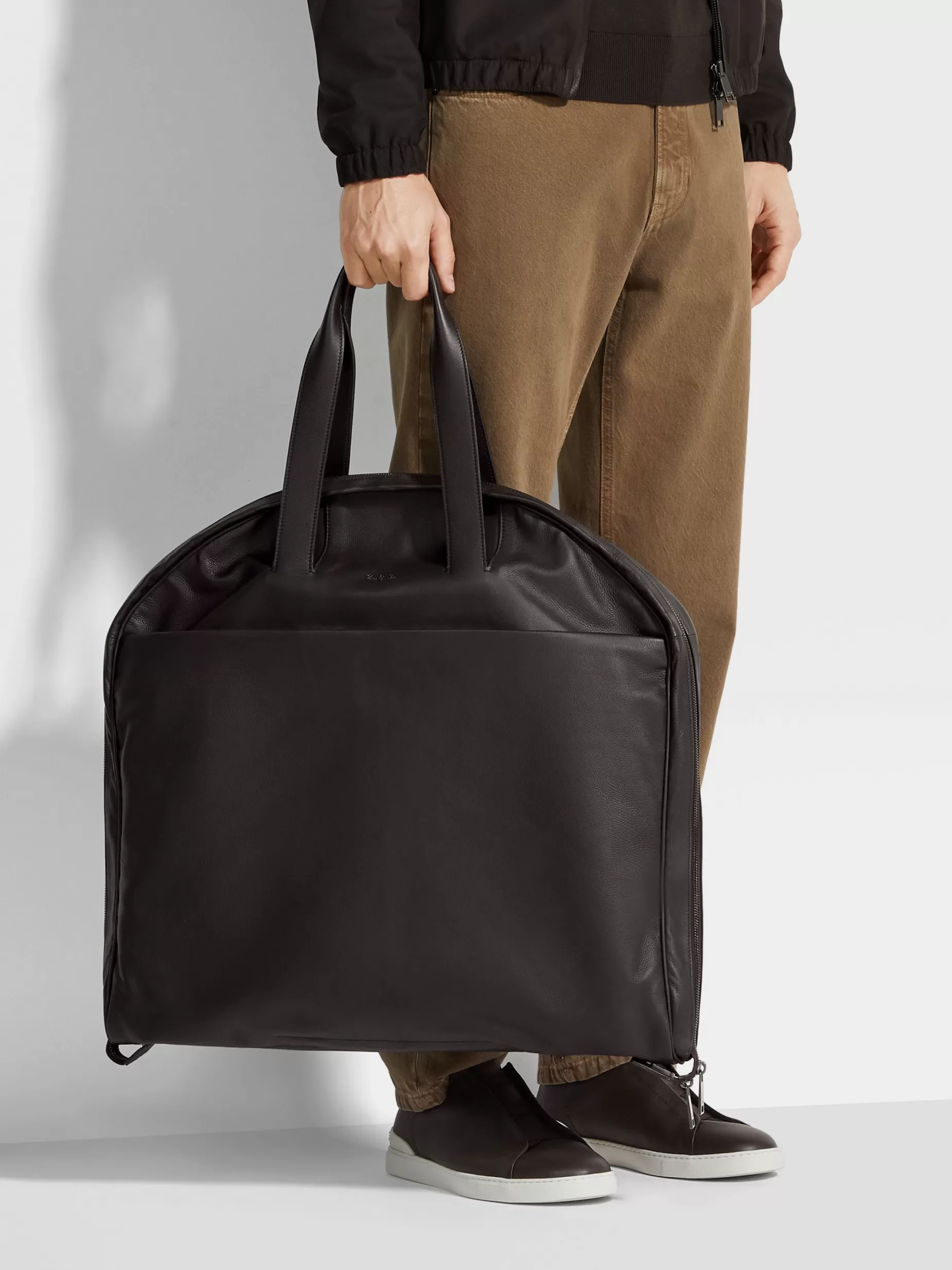 Housse pour Vêtements en SECONDSKIN Marron Foncé<ZEGNA Clearance