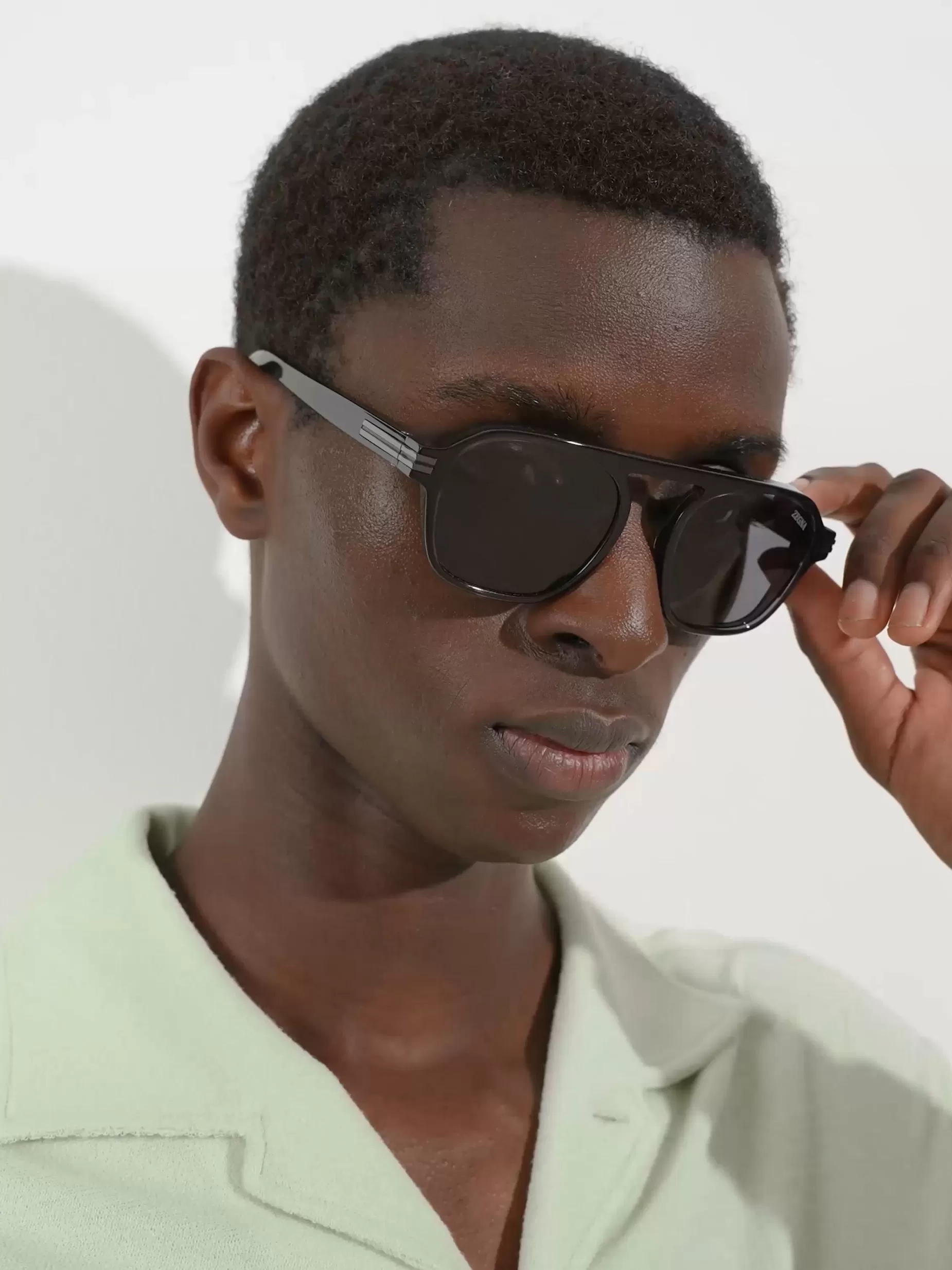 Lunettes de Soleil Aurora II en Acétate Gris Foncé Transparent<ZEGNA Outlet
