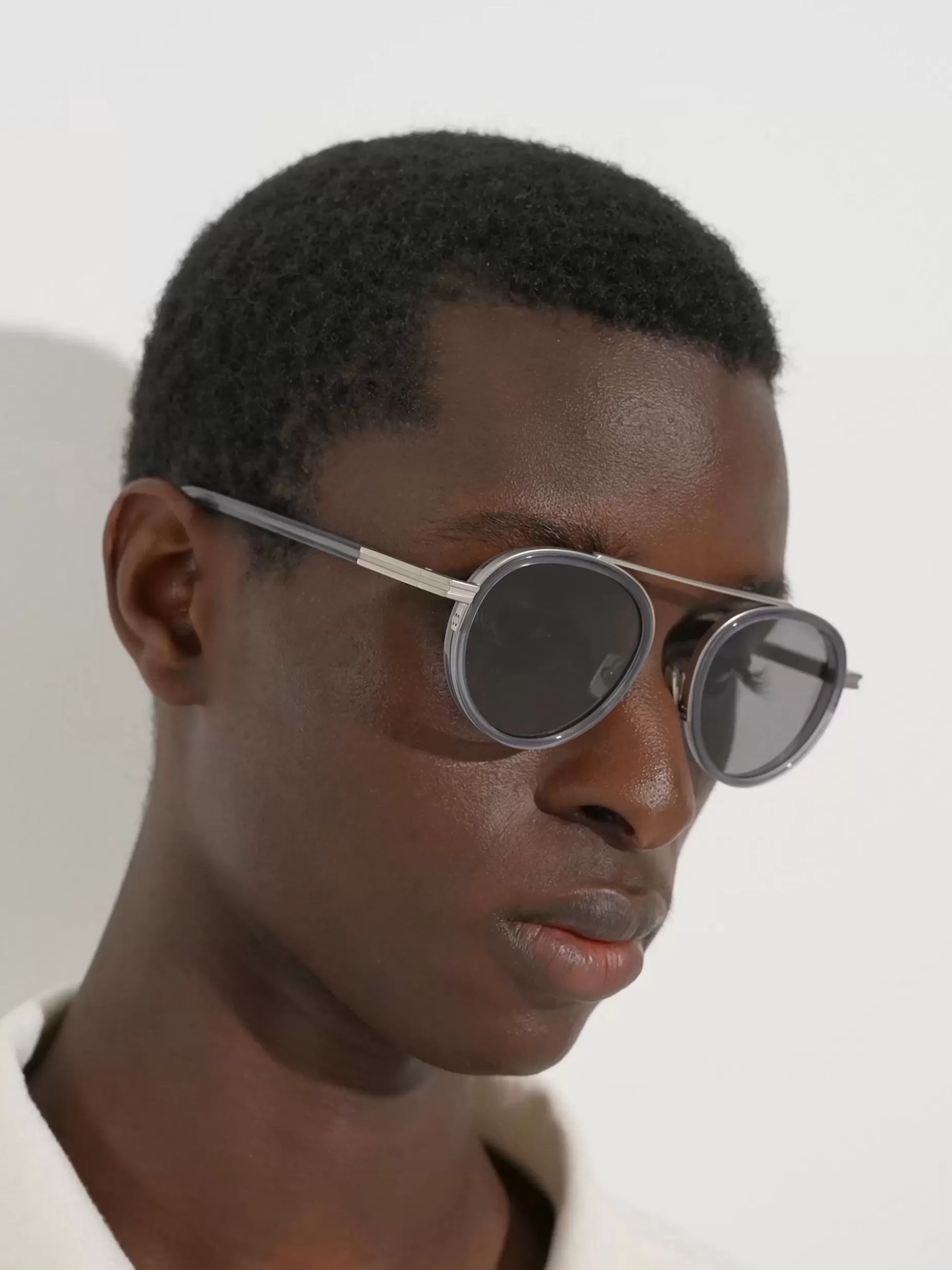 Lunettes de Soleil Orizzonte II en Métal et Acétate Gris Opalin<ZEGNA Flash Sale
