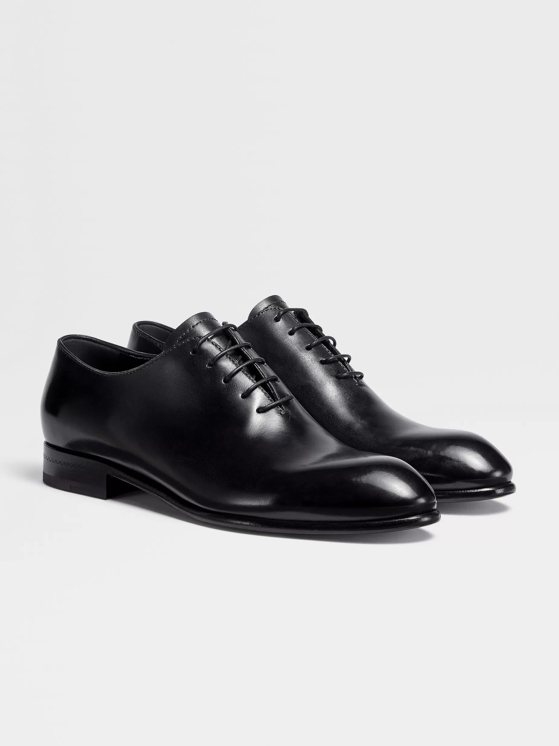 Richelieus Wholecut Vienna Evening en Cuir Poncé à la Main s<ZEGNA Discount